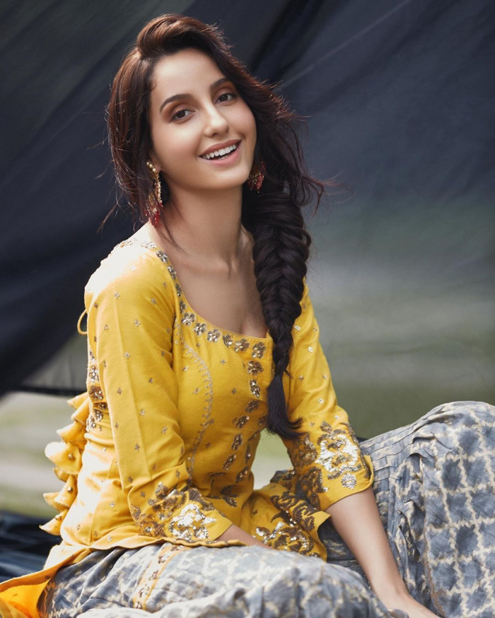 Reenu-wp8375346.jpg
