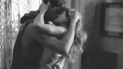 sensual-kiss