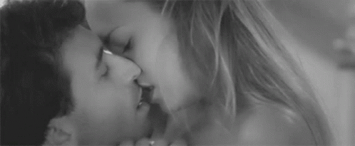passionate-kiss-deep-kiss