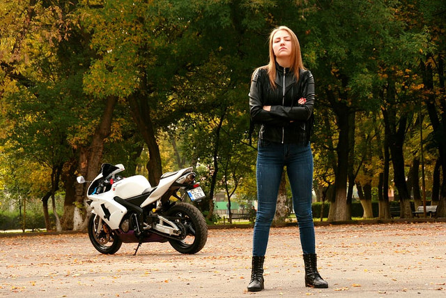 girl-motorcycle-leather-jacket-ride girl-motorcycle-leather-jacket-ride