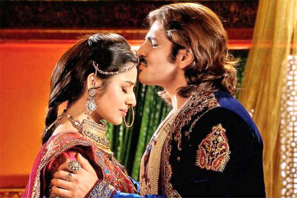 jodha-akbarkiss310314.jpg